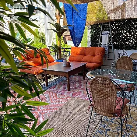 Coco Marco Hotel *